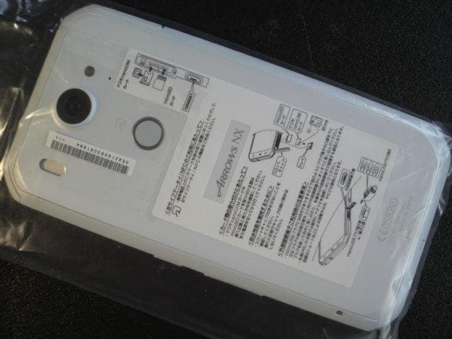 ＊　F-02G/F02G　＊　新品未使用品/ホワイト　◆フルセット