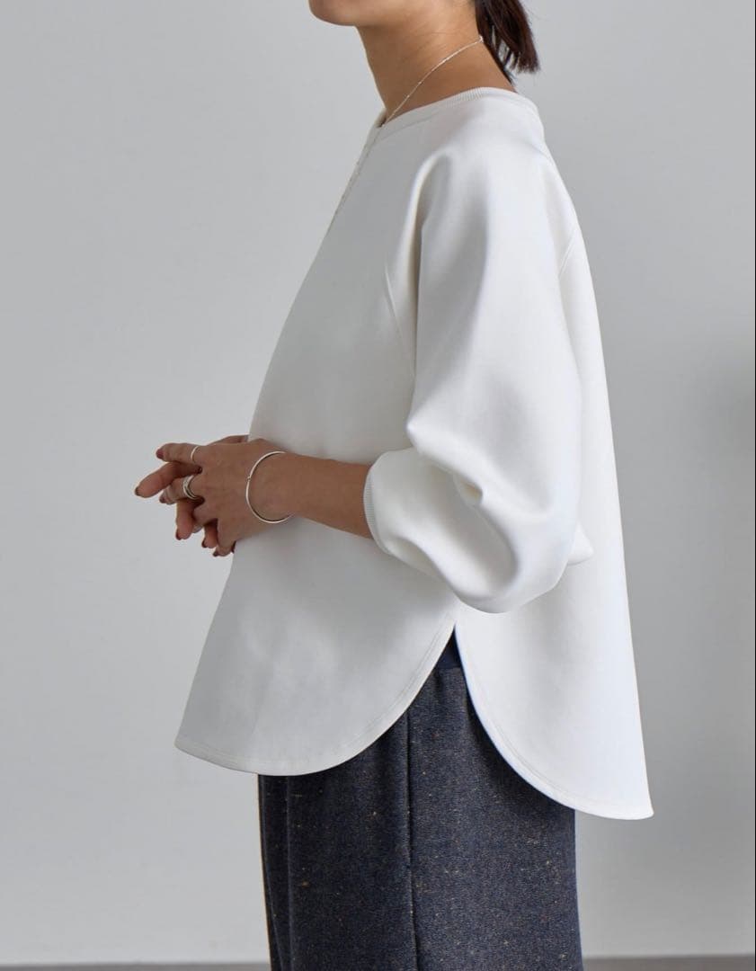 ダンボールサークルプルオーバー