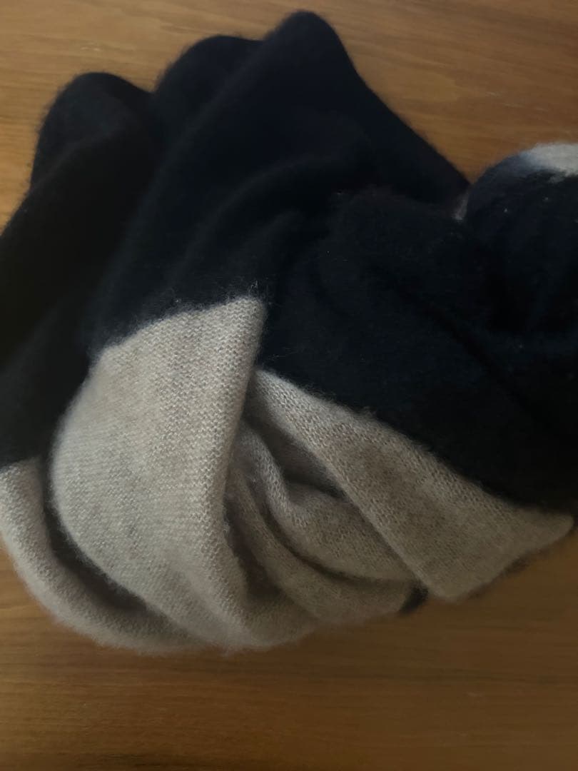 SUZUSAN スズサン　カシミアストール