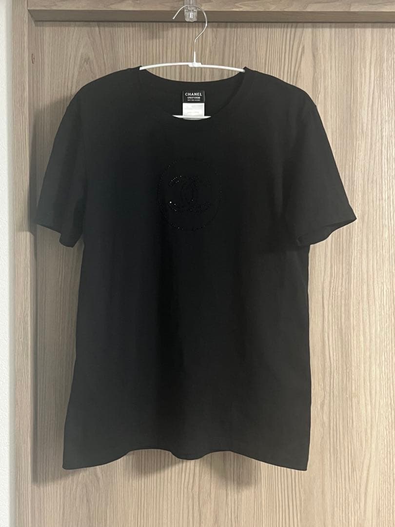 CHANEL ユニフォーム 黒ストーンTシャツ Mサイズ