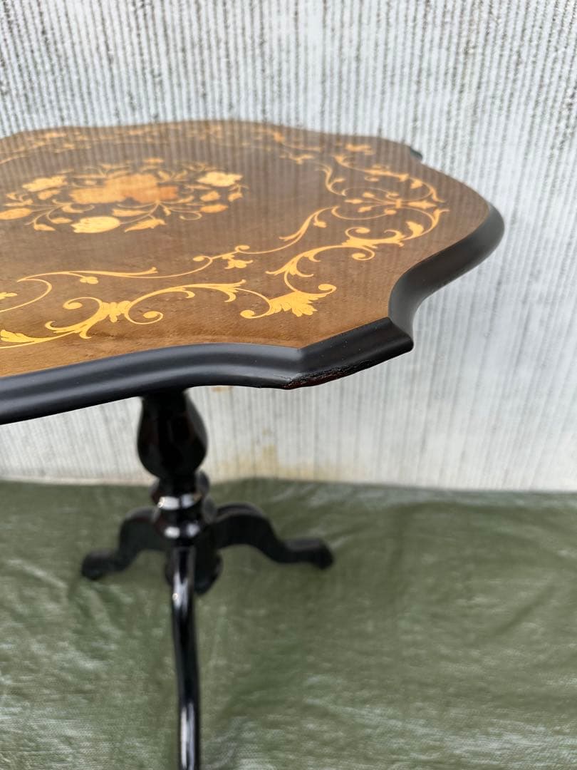 【サイドテーブル】イタリア　象嵌細工　コーヒーテーブル　花台　飾り台　インテリア