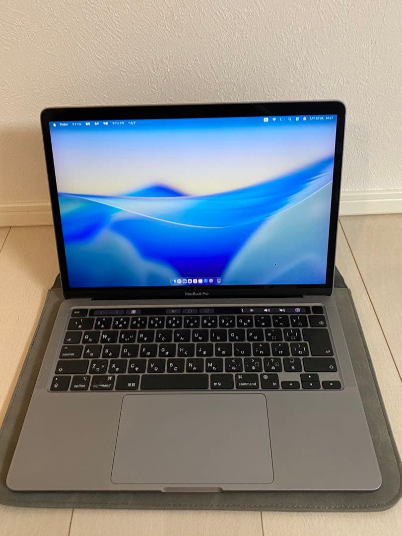 MacBook Pro スペースグレー