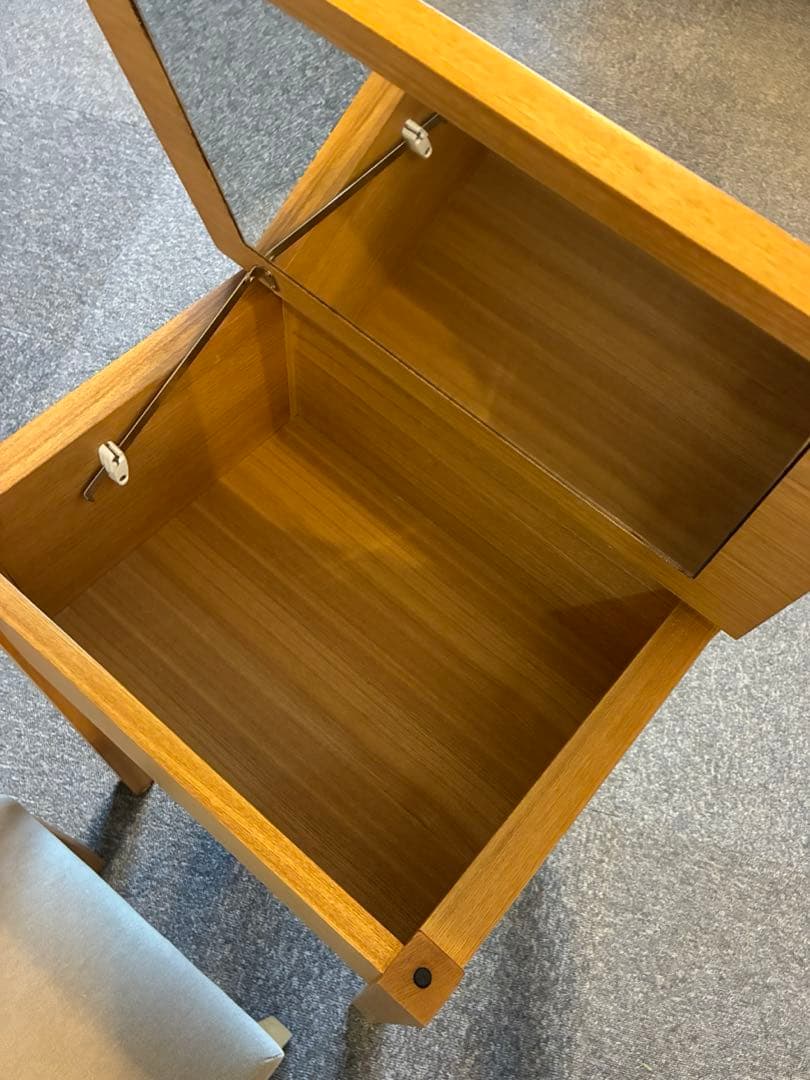 無印良品ドレッサー（タモ材ナチュラル）　イス付き