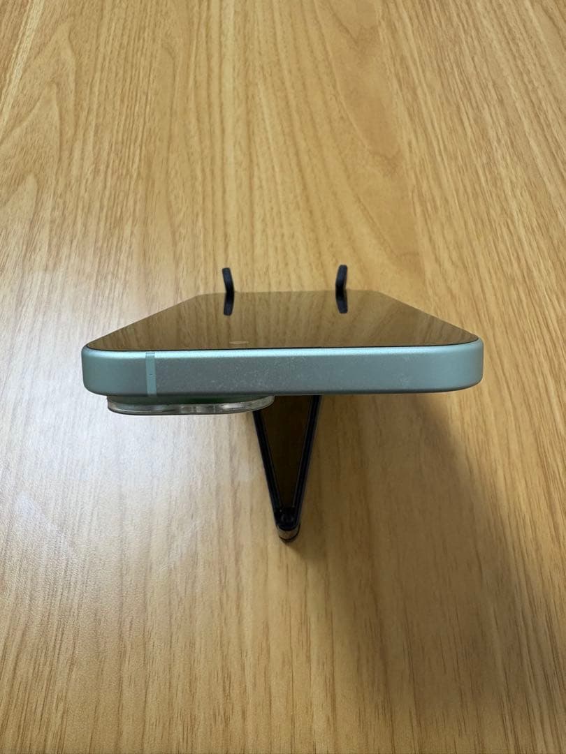 早い者勝ちiPhone15 256GB SIMフリー グリーン(おまけ付き)