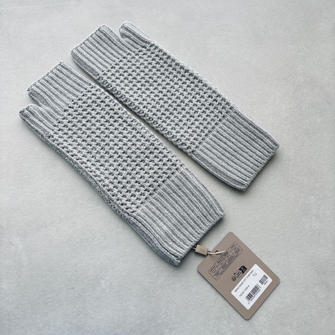 未使用　ヘルノ　ハンドウォーマー　手袋　アームカバー