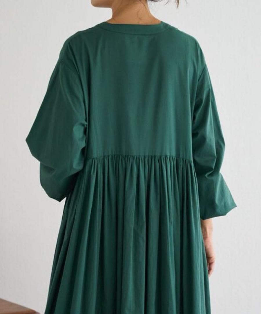 BEARDSLEY ビアズリー　ギャザーワンピース　ダークグリーン　洗える　長袖