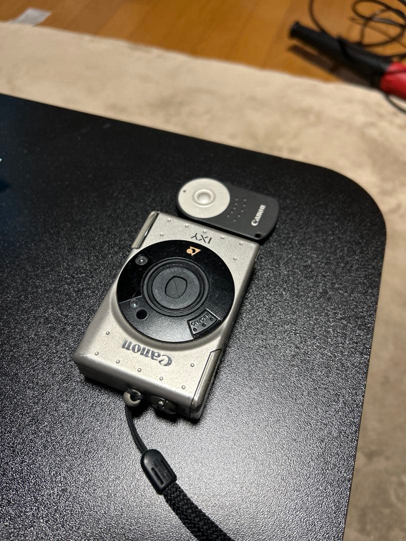 Canon IXY シルバー コンパクトデジタルカメラ