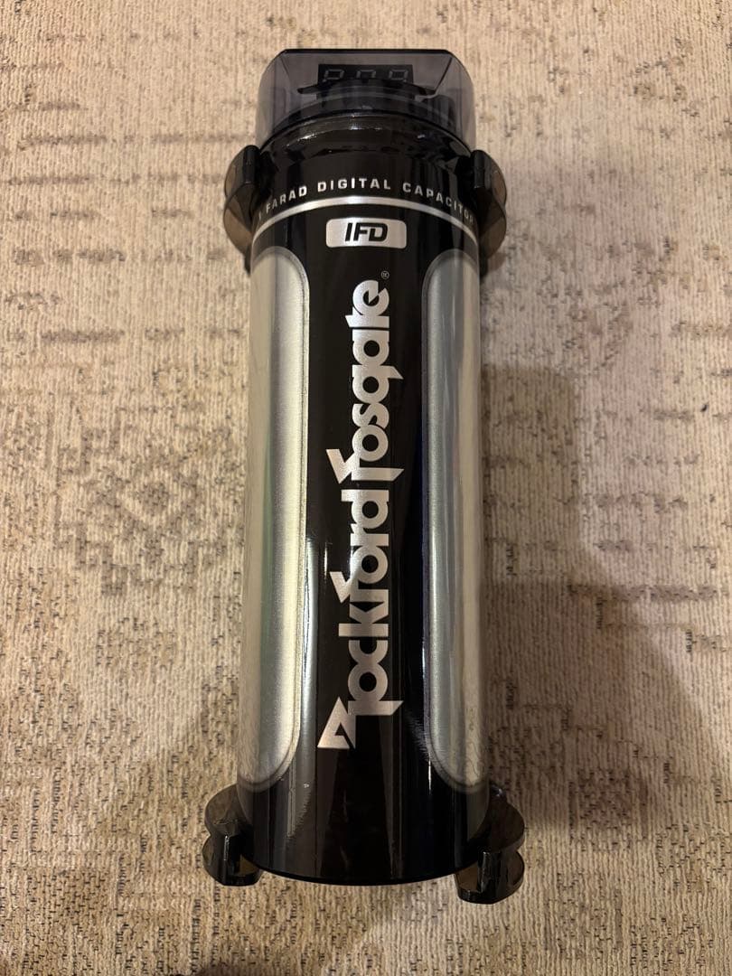 Rockford Fosgate（ロックフォード)デジタルキャパシタIFD搭載