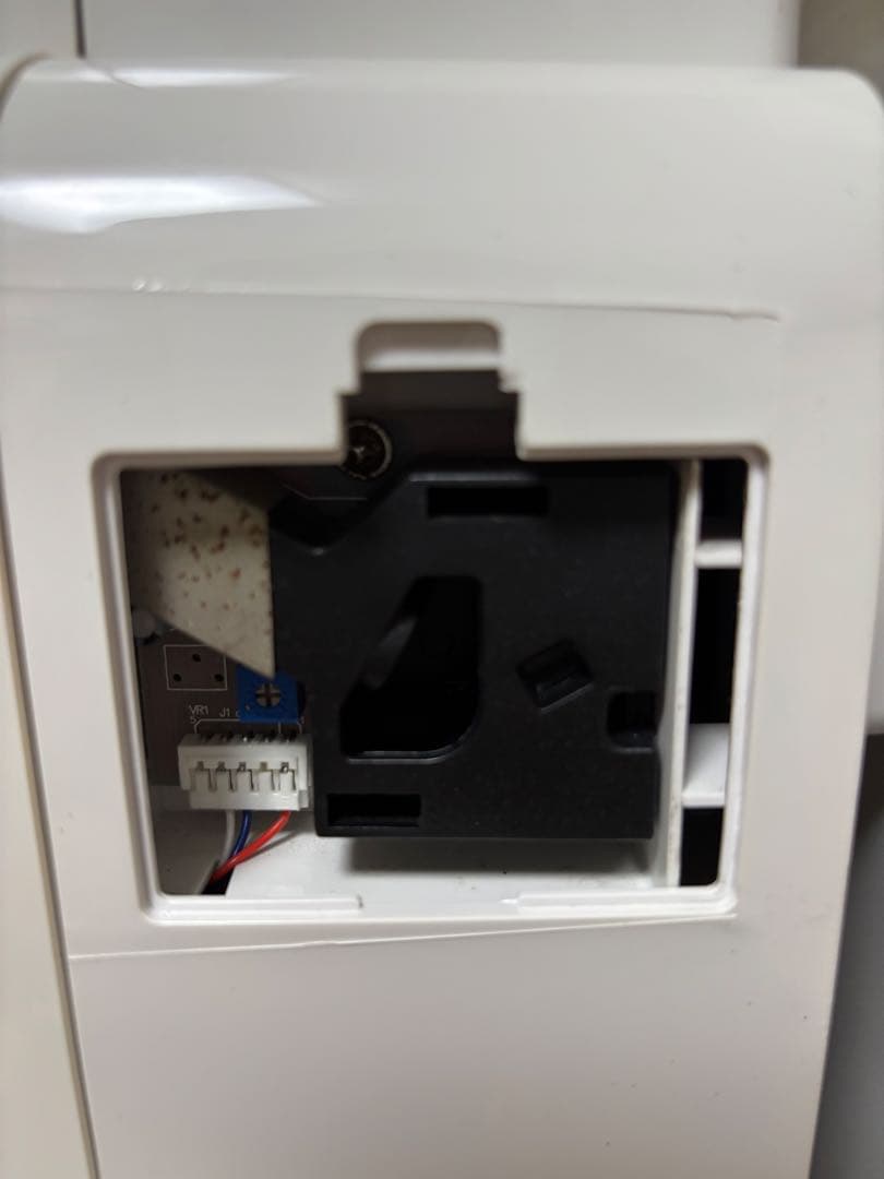 【超美品】空気清浄機能付オゾン除菌・脱臭器BT-180H タムラテコ社製