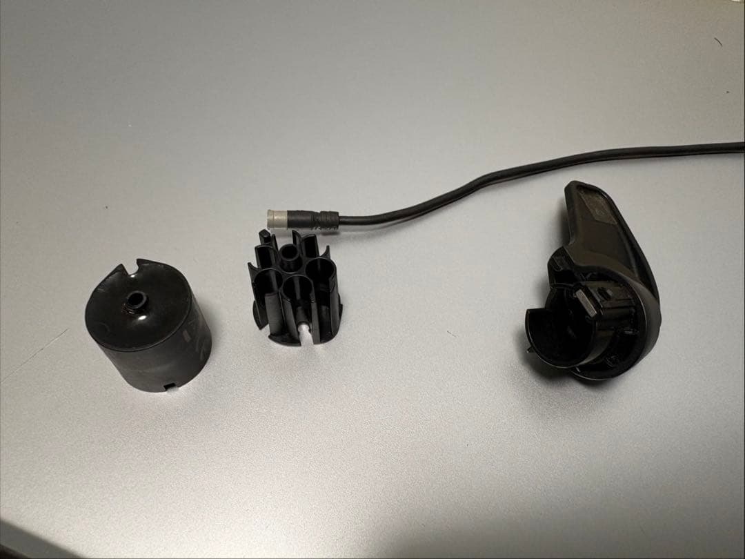 SHIMANO SM-BTC1 外付バッテリーケース　ミニベロ　ロードバイク