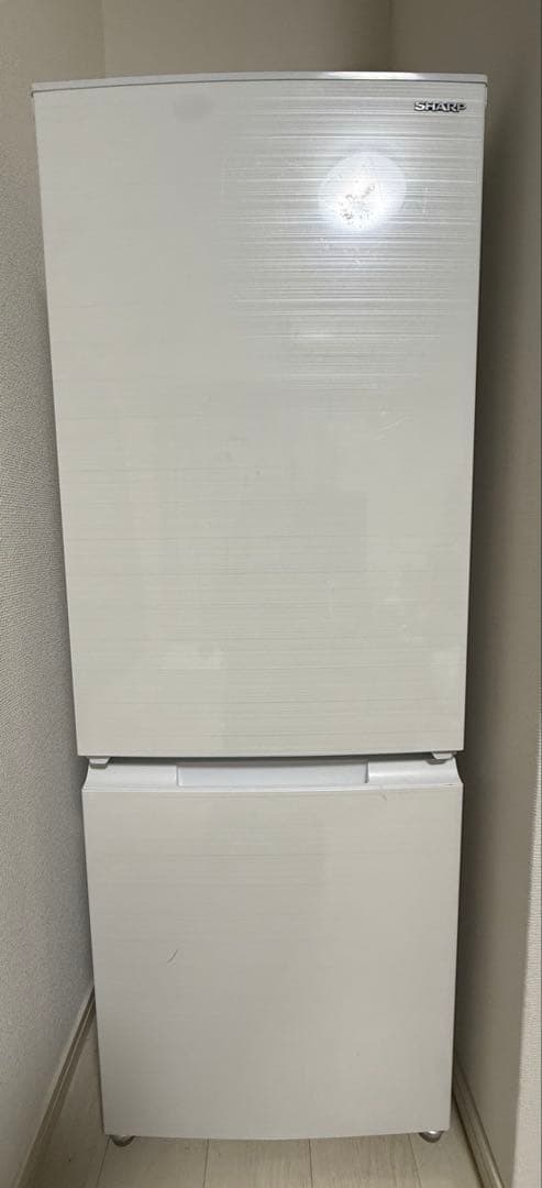 【送料込み】SHARP 冷蔵庫179L つけかえどっちもドア　SJ-D18H-W