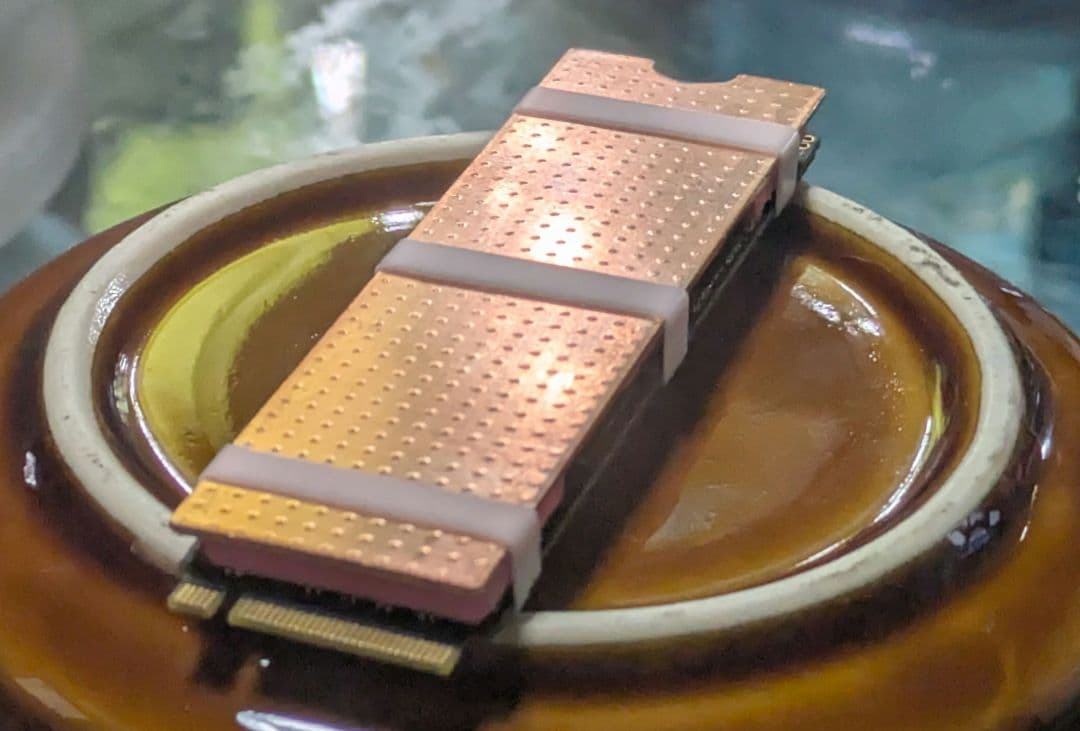 M.2 NVMe SSD 2TB ヒートシンク付