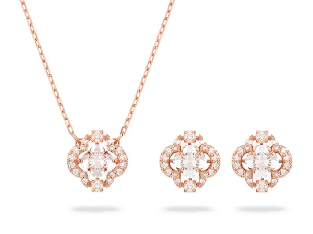 ネコネックレス