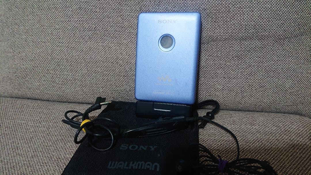 ソニーカセットウォークマンWM-EX621