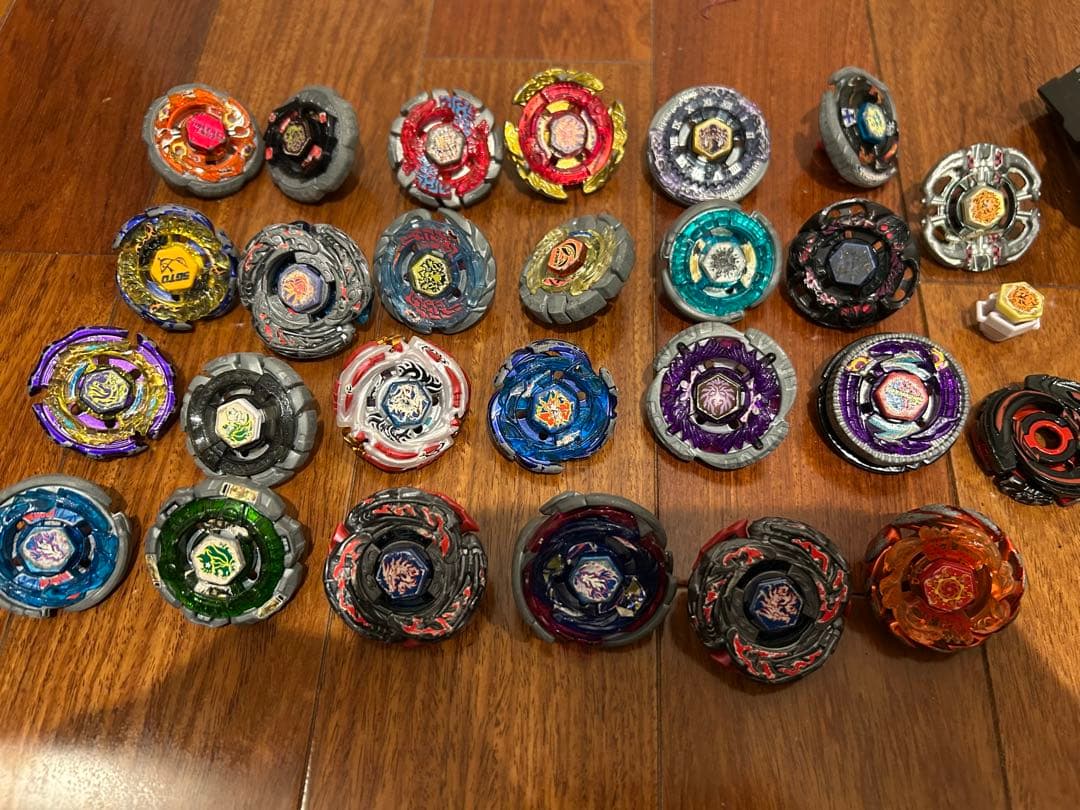 メタルファイトベイブレード 25個＋‪α まとめ売り