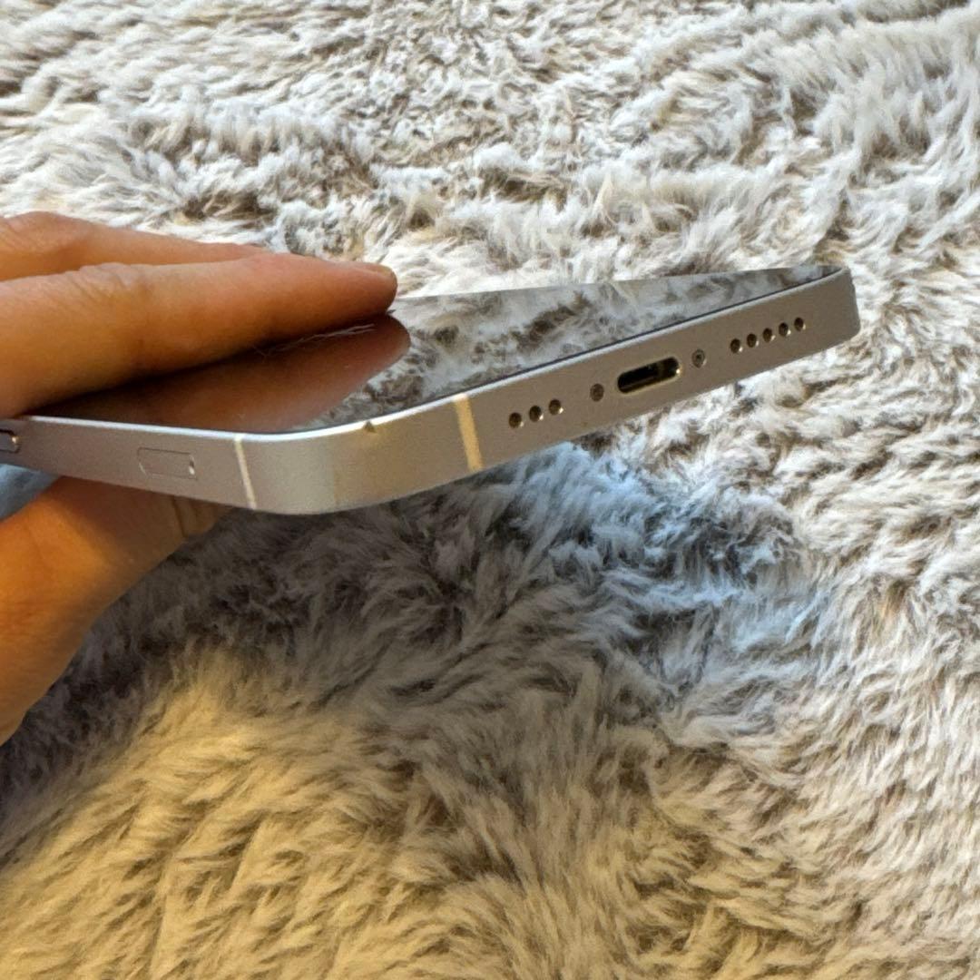 Apple iPhone 12 64GB ホワイト 本体