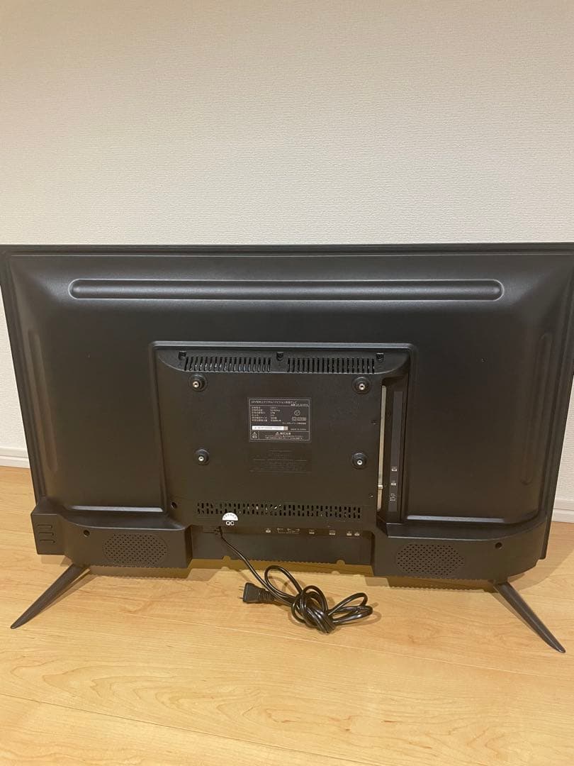 LED液晶テレビ 32インチ2022年製HDMI USB 端子搭載