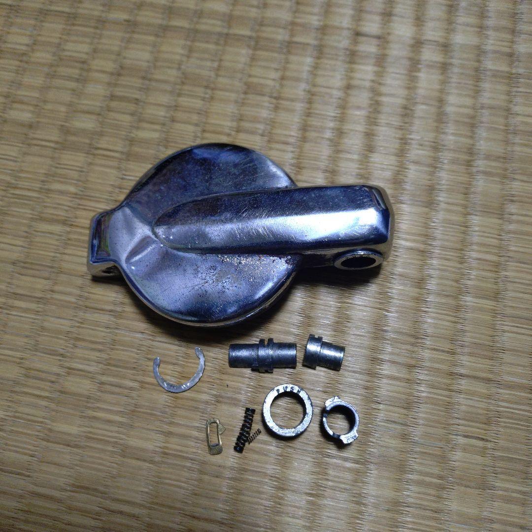 GＴ380 サンパチ　燃料　タンク　キャップ　部品取り