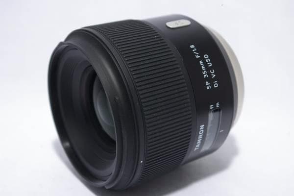 神レンズ キャノン用　TAMRON SP 35mm F1.8 Di VC