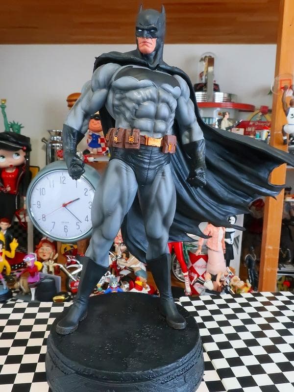 バットマン ダークナイト フィギュア スタチュー