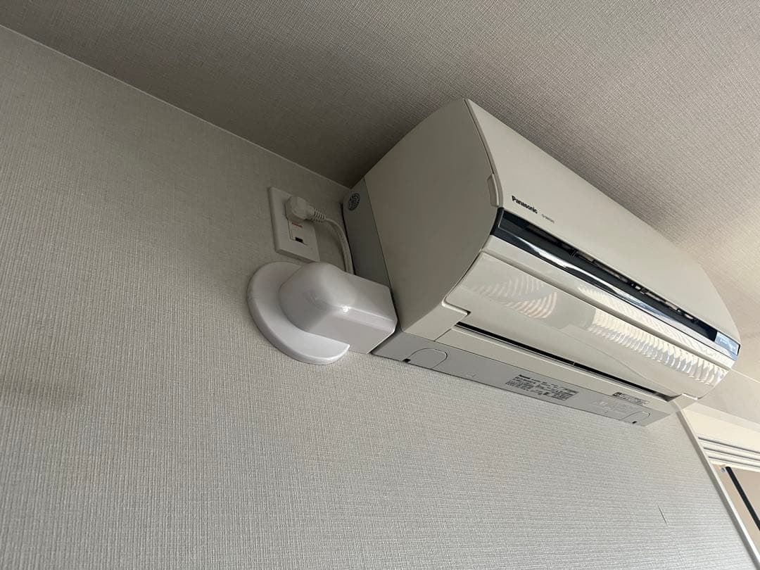 Panasonic 壁掛けエアコン 18畳CS-566CGX2-W 2016年