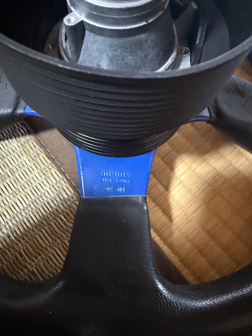 momo ステアリング 350mm 青黒 + HKB BOSS OT-250