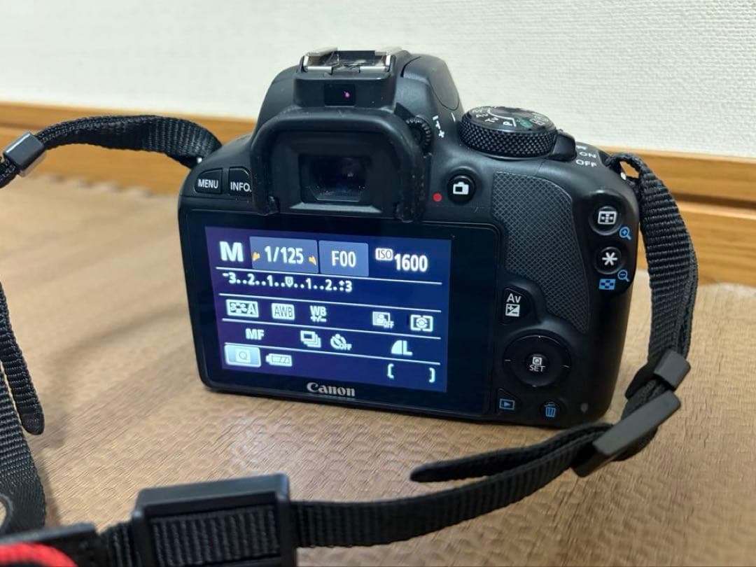 Canon kiss x7 一眼レフ ボディ