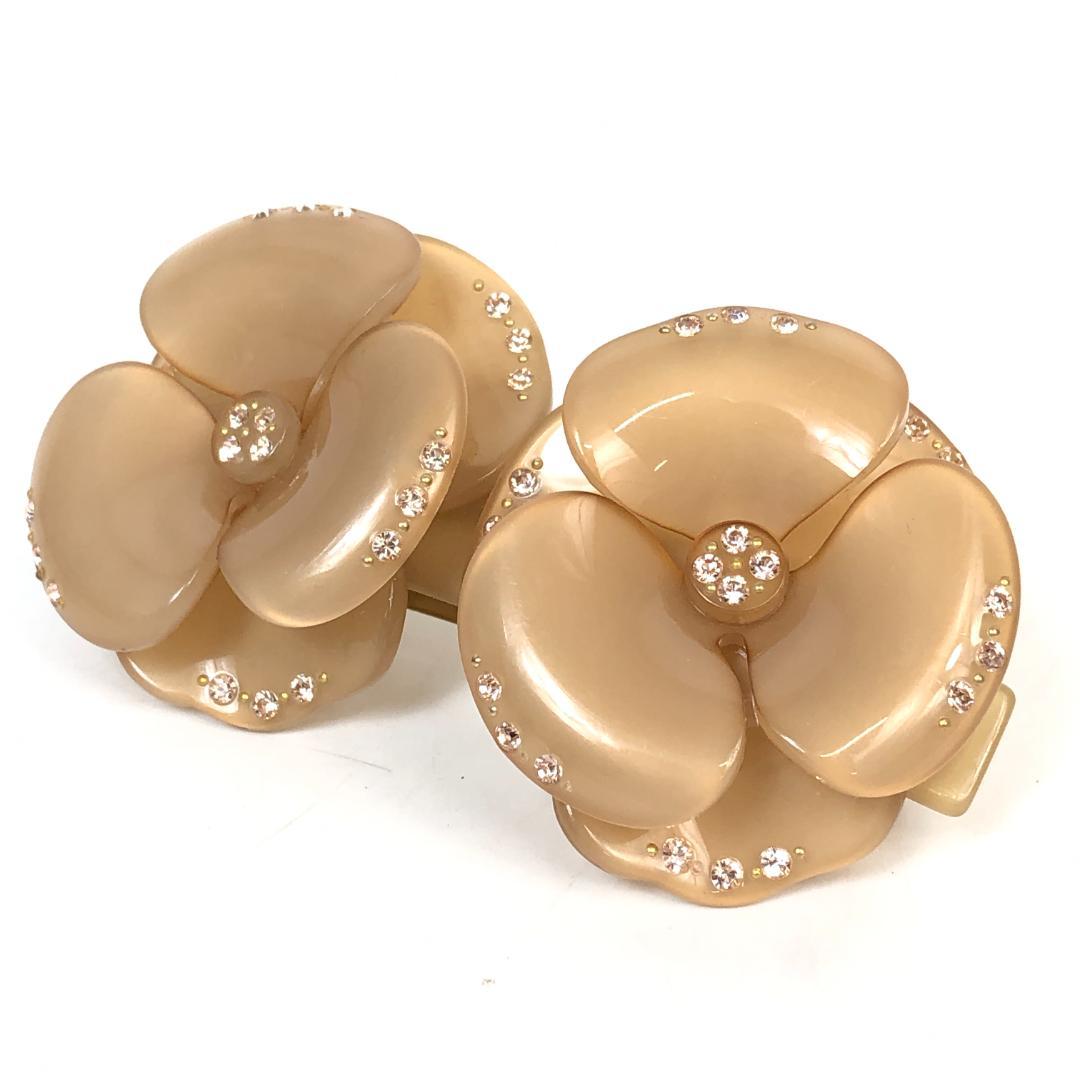 F10337 アレクサンドルドゥパリ バレッタ カメリア ストーン ベージュ