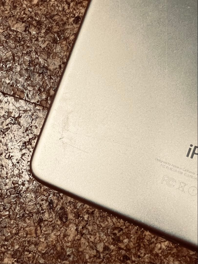 iPad mini第4世代128GB ゴールド本体のみ最終値下げ！