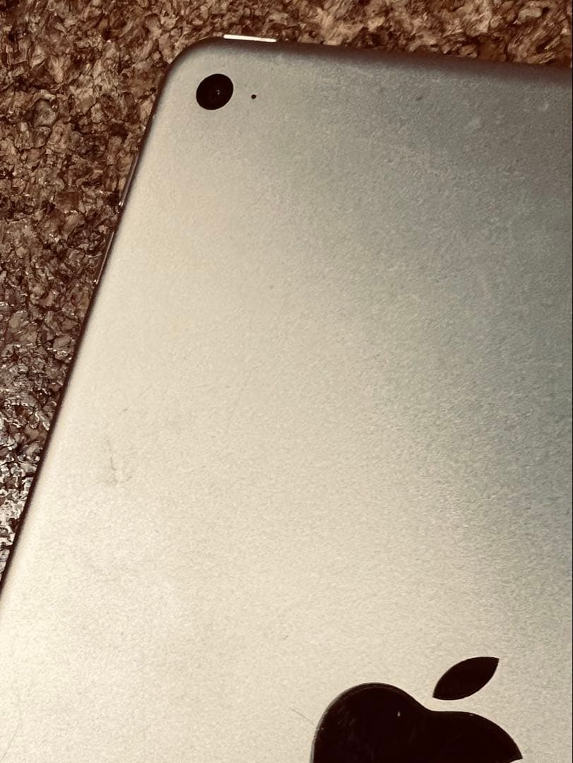 iPad mini第4世代128GB ゴールド本体のみ最終値下げ！