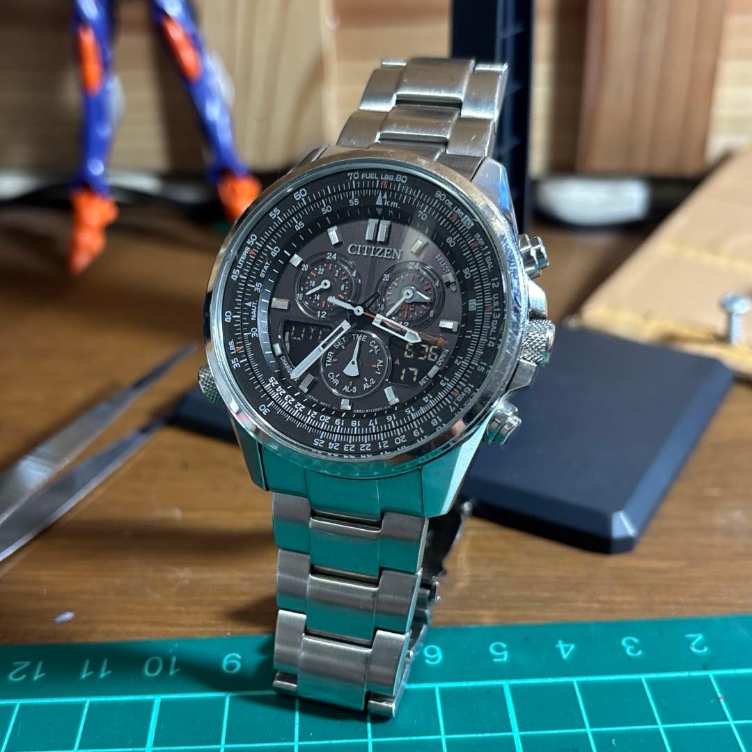 稼動品　CITIZENエコドライブ　ワールドタイムソーラーアナデジ