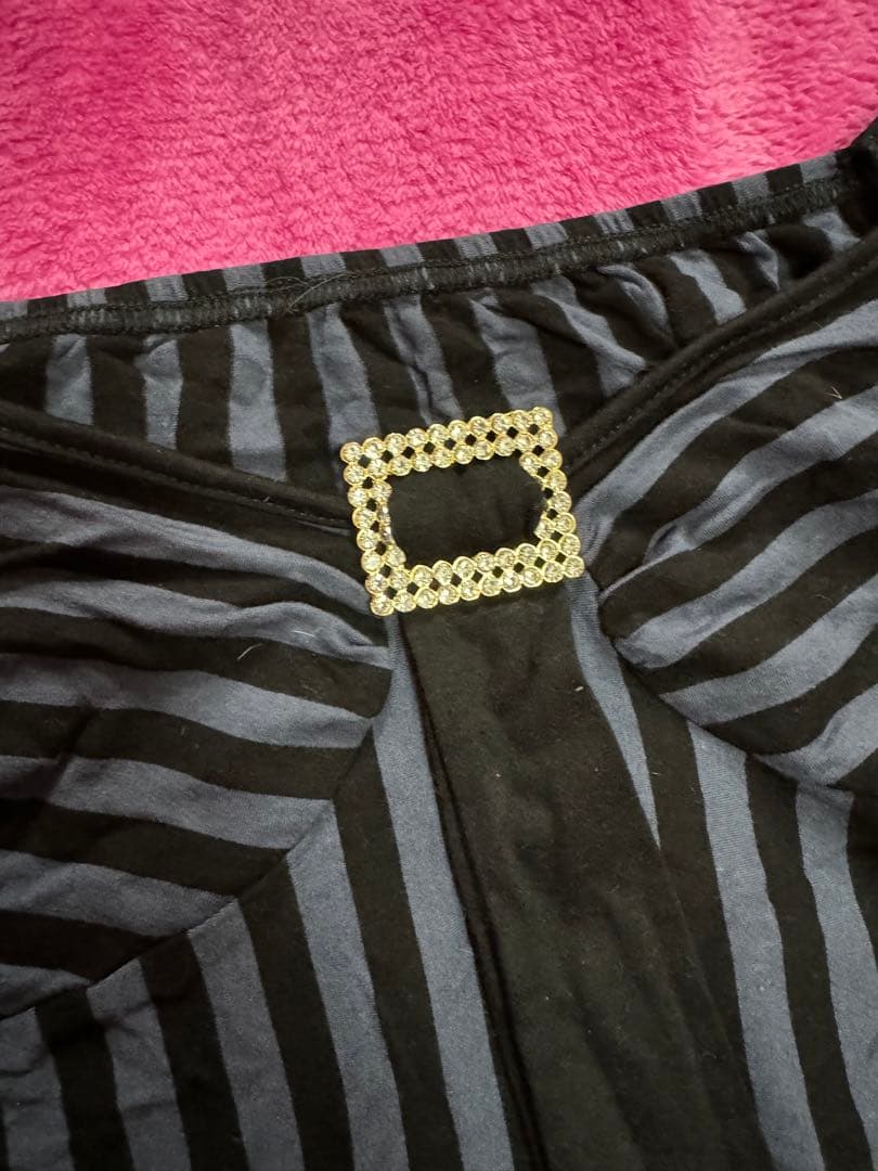 オフショルダー ストライプ 長袖トップス