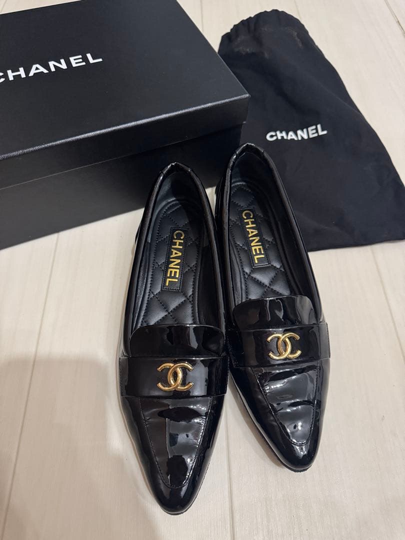 削除予定最終値下げCHANEL ブラック ローファー