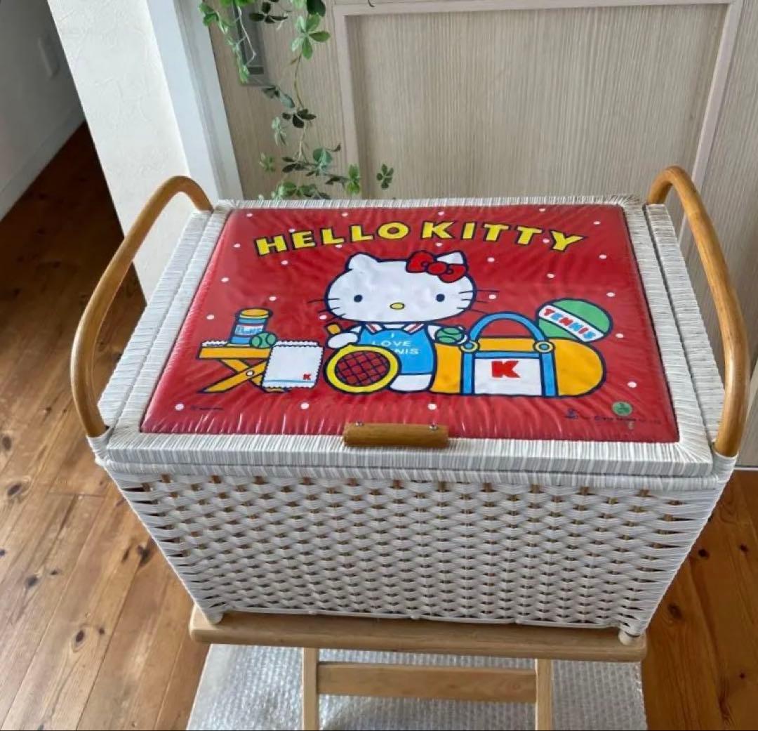 サンリオハローキティ収納ボックス 編みかご収納バスケットHELLO KITTY
