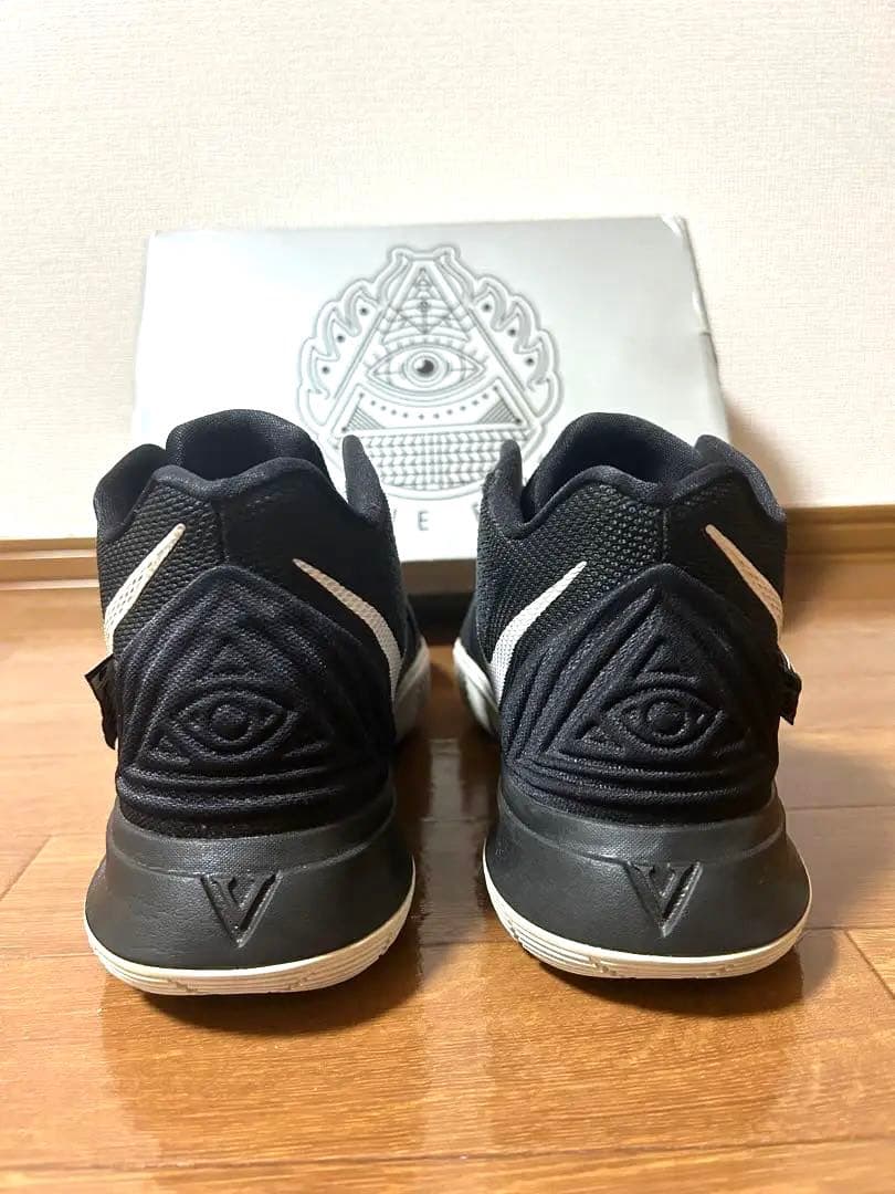 レア希少　Nike Kyrie 5 バッシュ　28cm ブラック