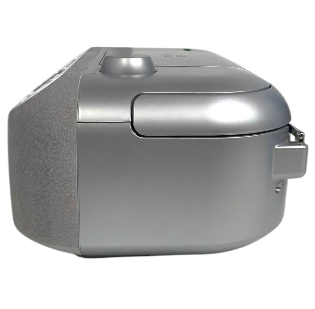 美品　SONY ZS-R110CP ポータブルCDプレーヤー　25エ324