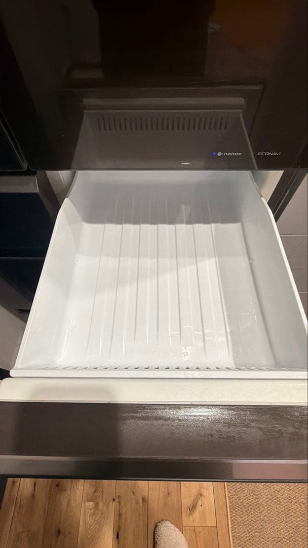 Panasonic 大型冷蔵庫　NR-F611xpv-t型　6ドア