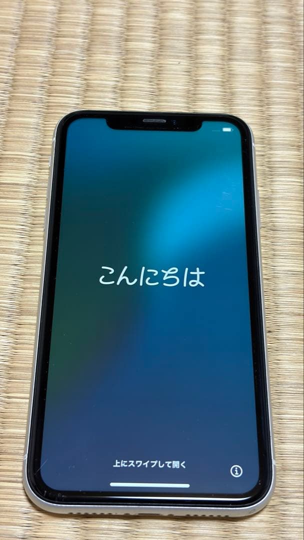 iPhone XR SIMロックなし