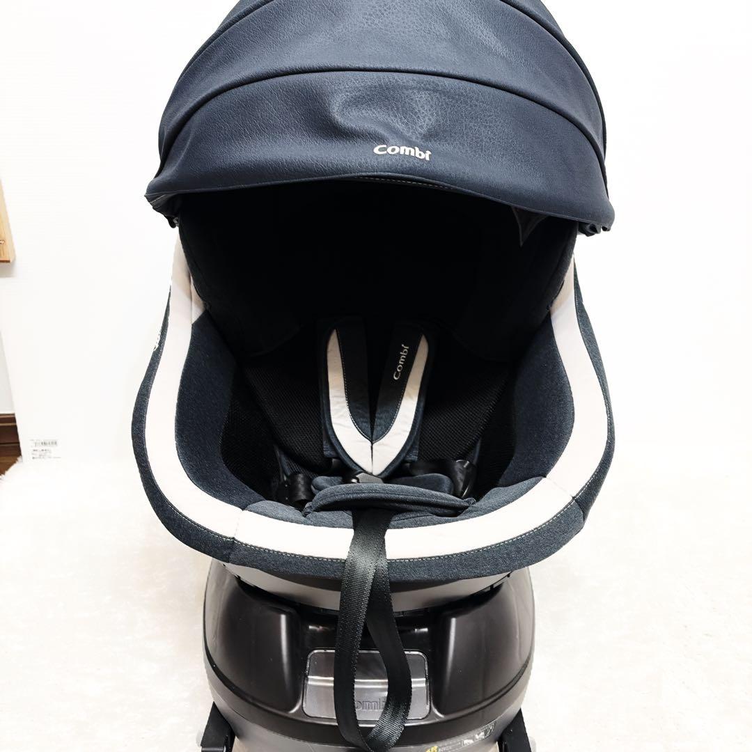 美品 Combi コンビ チャイルドシート　ISOFIX JJ800 ネイビー