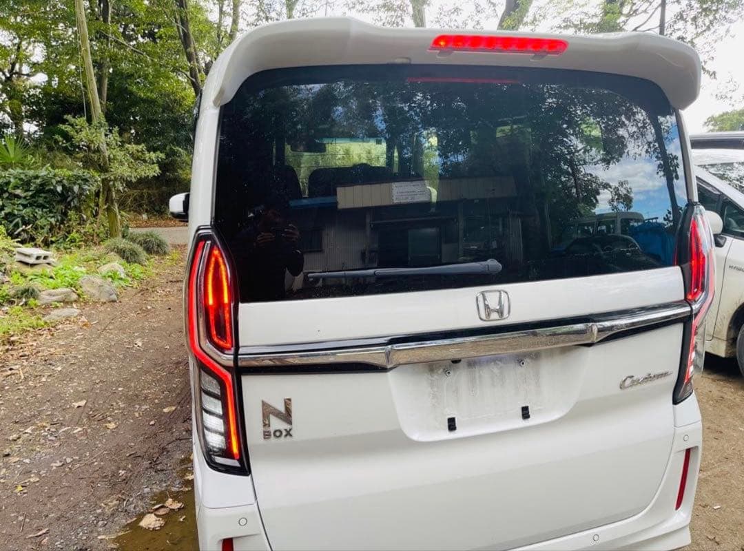 Honda N-Box Custom LEDテールランプ