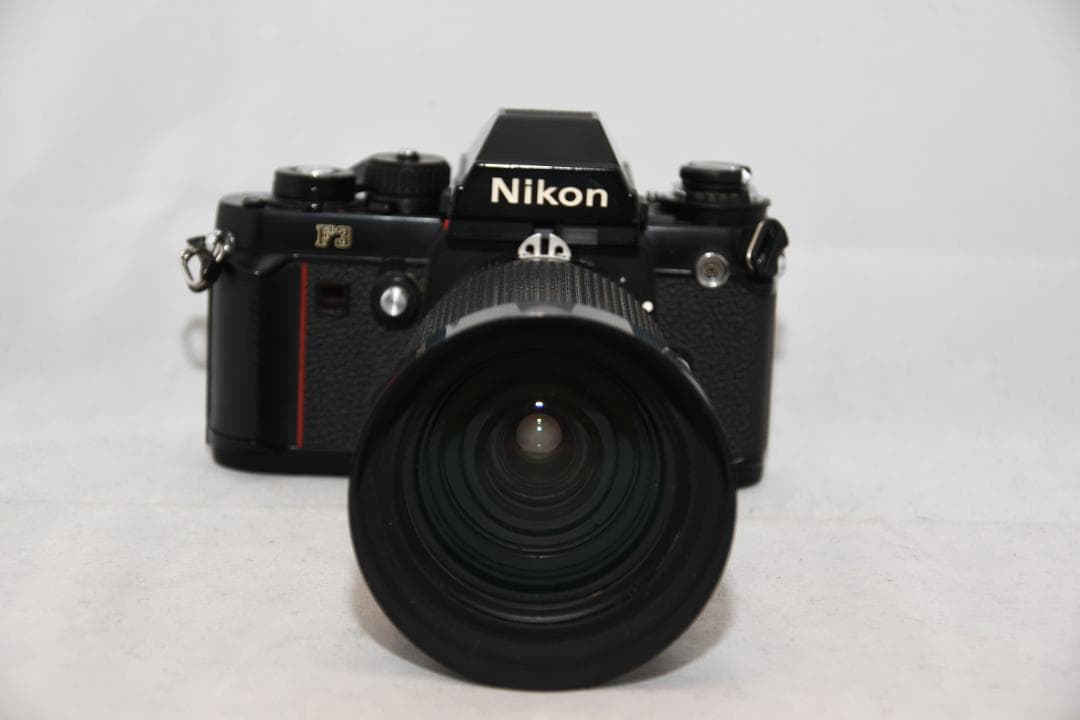 じ*た様 Nikon F3　ニコン Ai-S 35-135