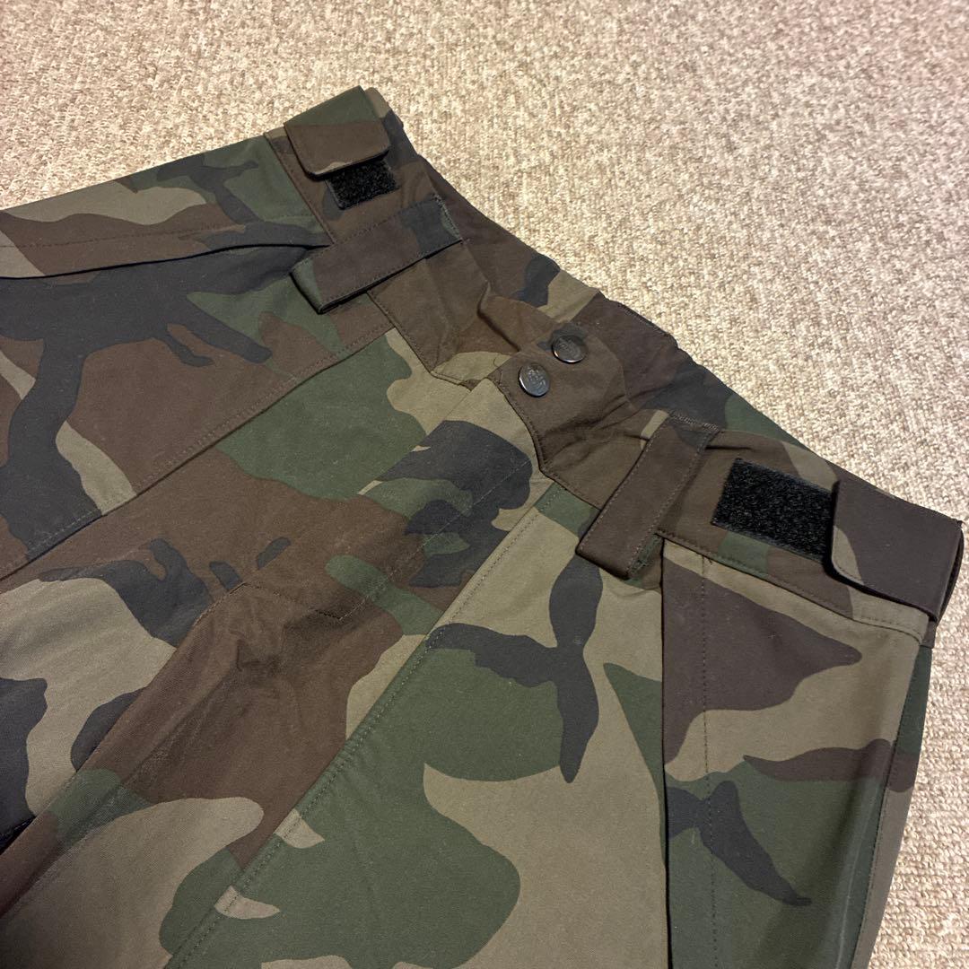 THE NORTH FACE スノーボードウェア パンツ　カモフラージュ　迷彩柄