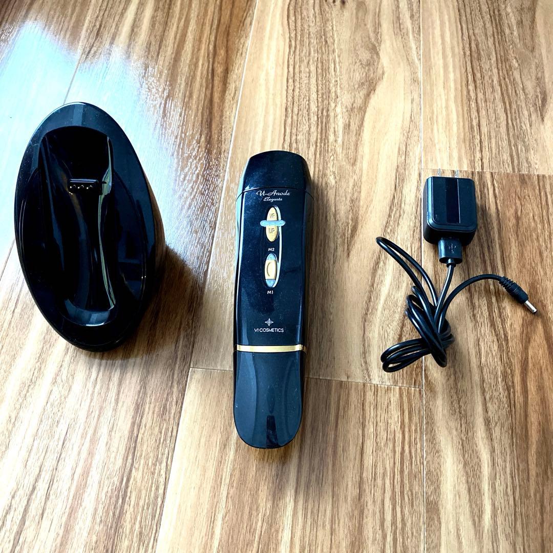 ヴィアノード　エレガンテ　美顔器　EMS