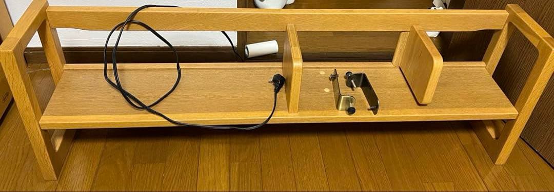 浜本工芸　ブックスタンド 電源タップ付き　110cm