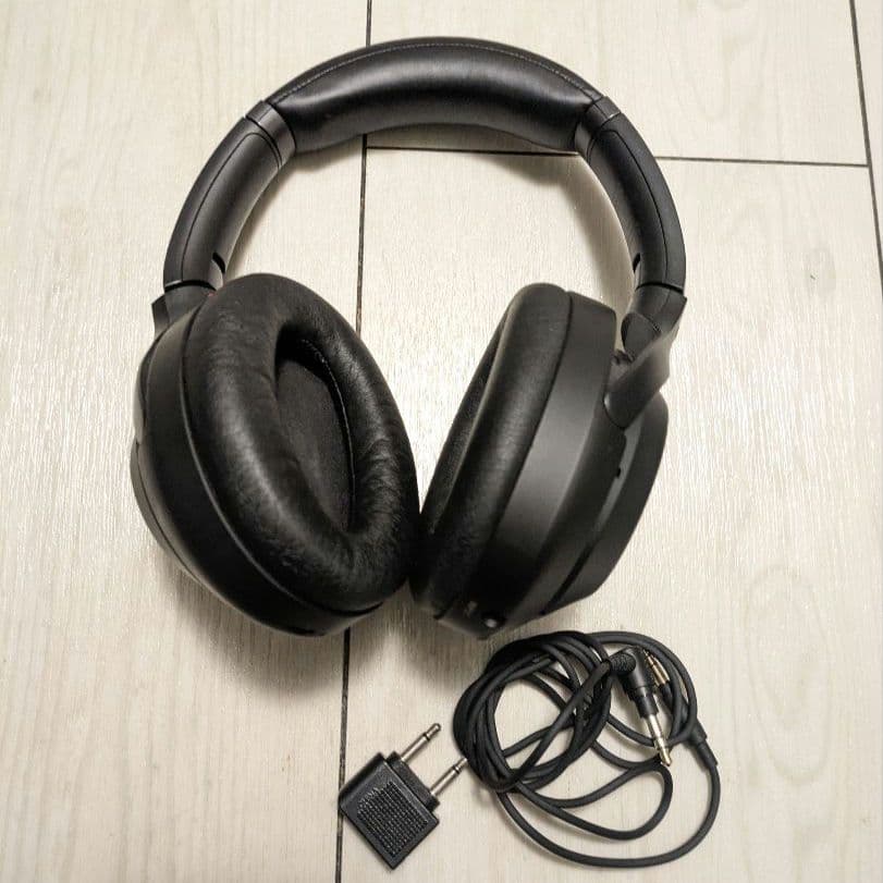 SONY WH-1000XM3 ワイヤレスヘッドホン ケース付き