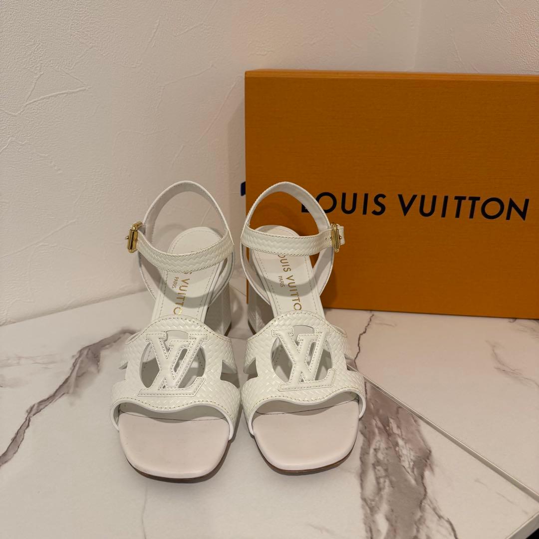 LOUIS VUITTON ホワイト サンダル　LV イソラ サンダル