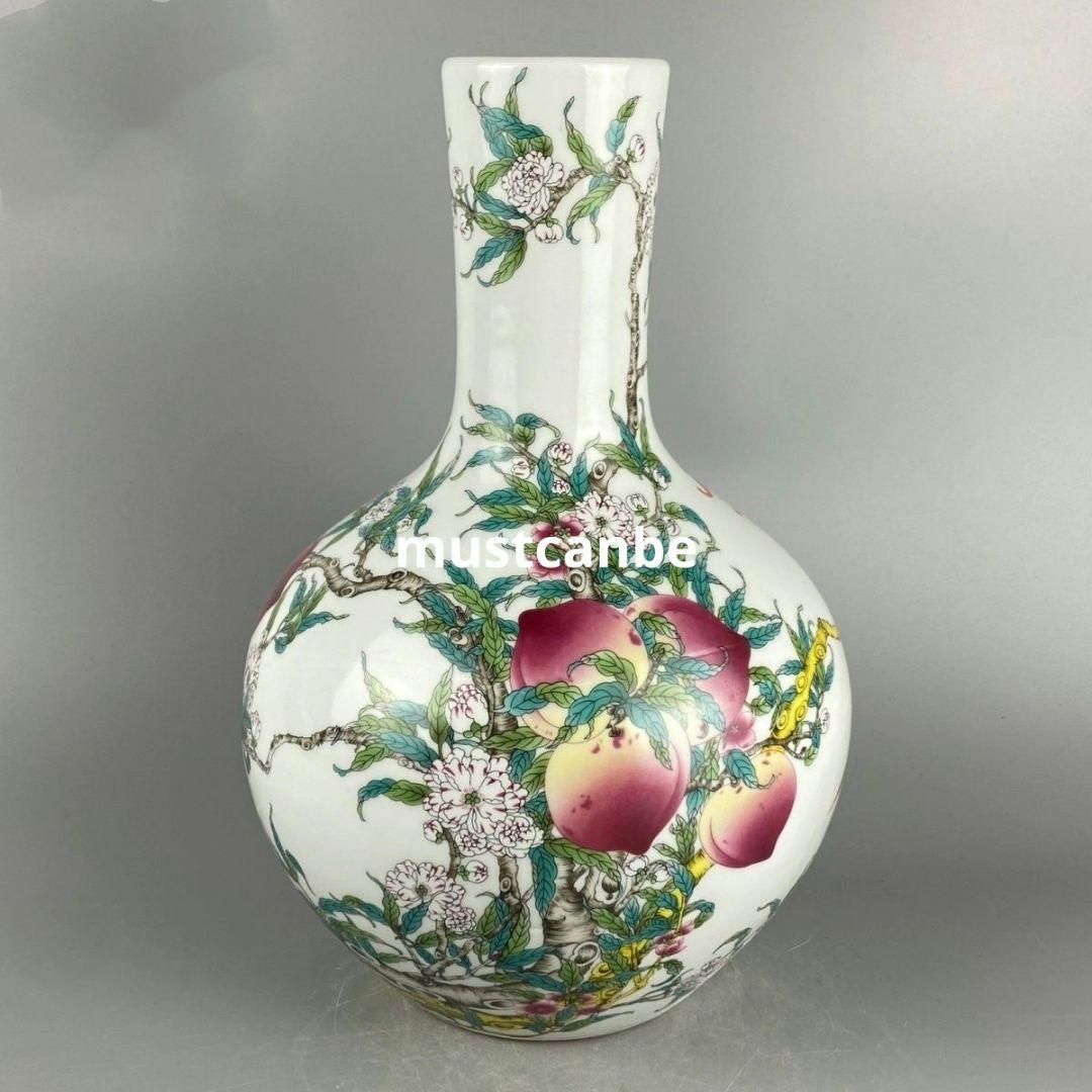清乾隆粉彩寿桃天球瓶 景徳鎮 陶磁器 装飾品 現代工芸品 美術品 置物