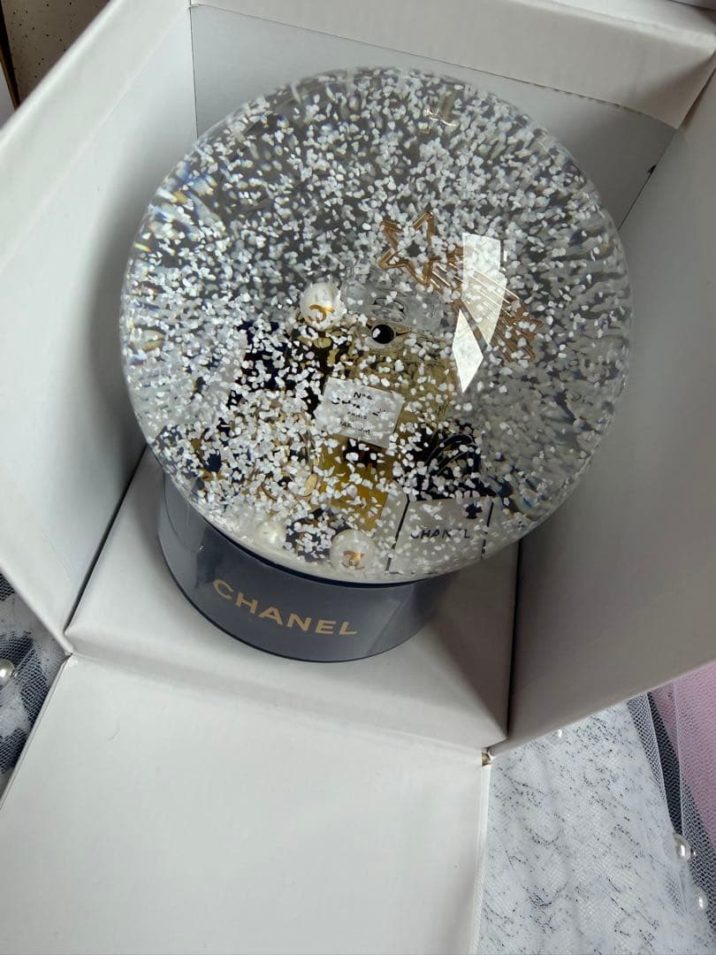 シャネル　CHANEL スノードーム　2025年 ホリデー限定 ビューティー