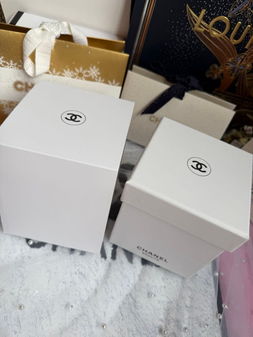シャネル　CHANEL スノードーム　2025年 ホリデー限定 ビューティー