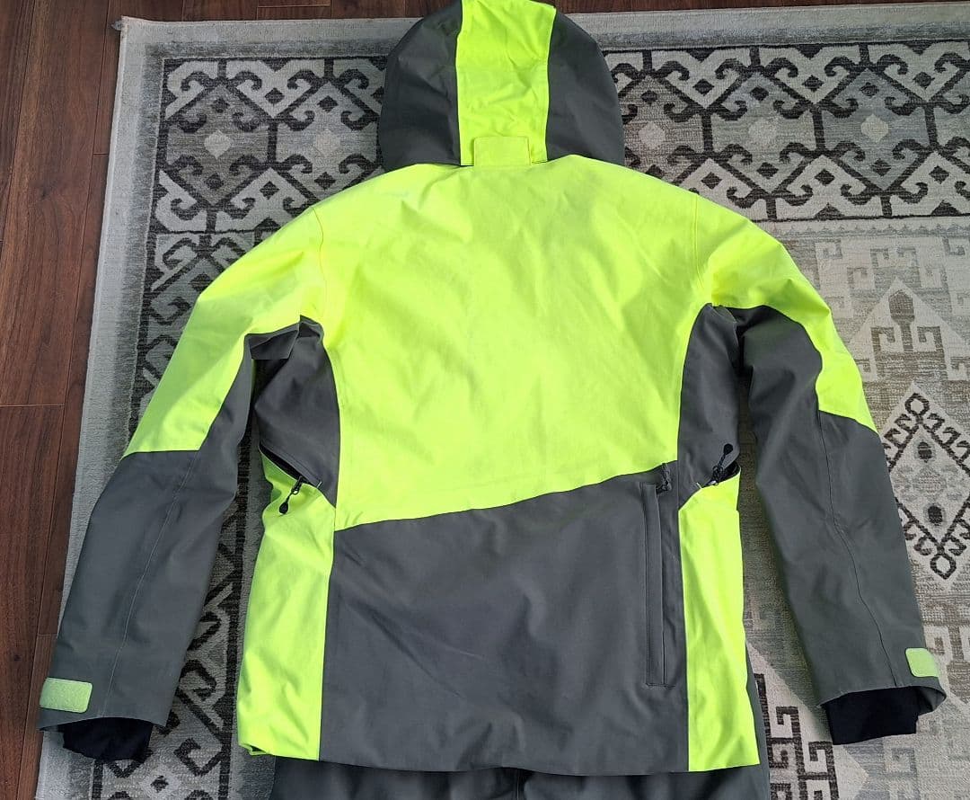 【上下Lサイズ】23/24モデル オンヨネ スキーウェア メンズ DEMOウェア